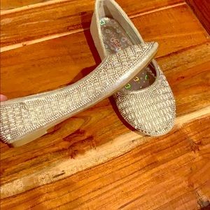 Ballerina rhinestone sz 3 flats